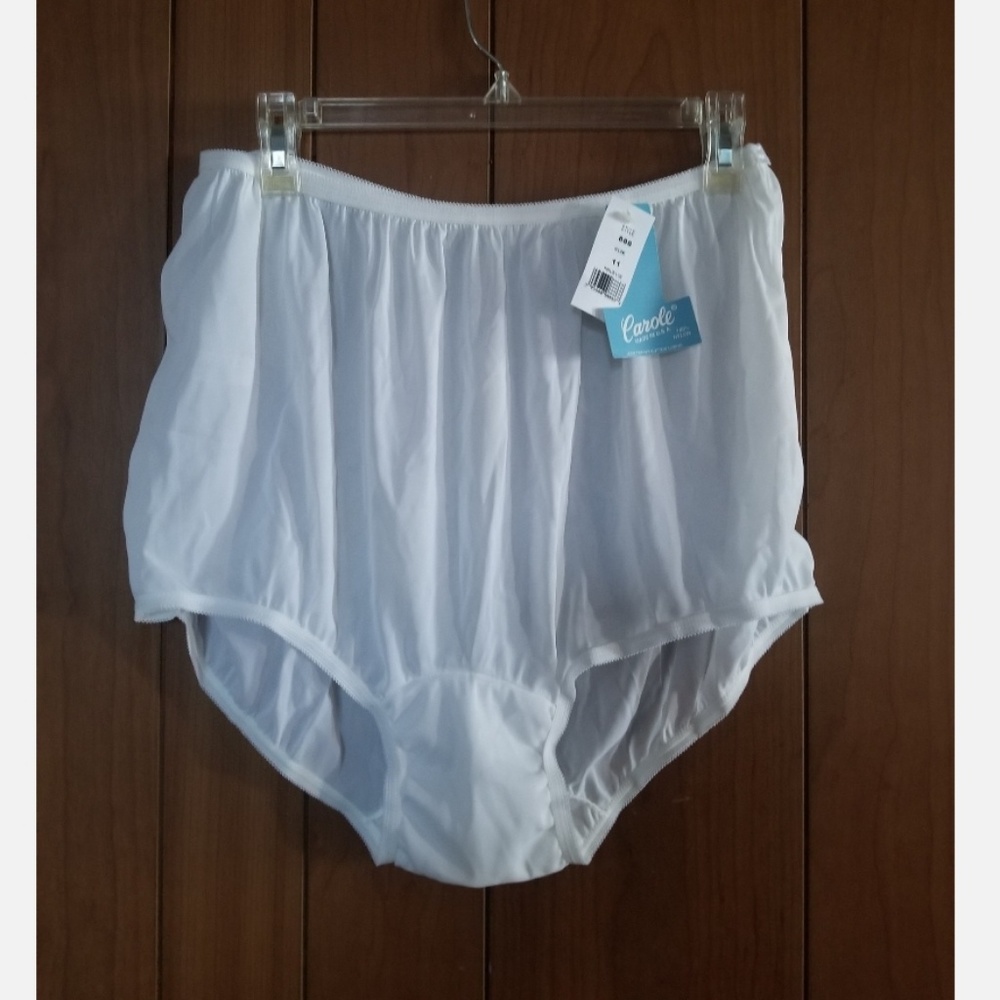 Nwt Carole Womens Underwear size 11 white